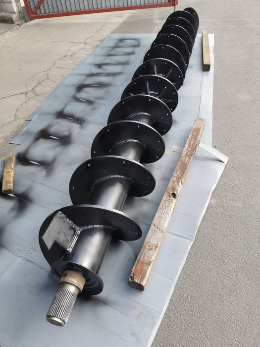 Wstęgi ślimak pióra paszowóz seko samurai sgariboldi kuhn paszowozu