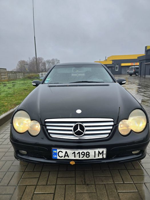 Mercedes benz c180