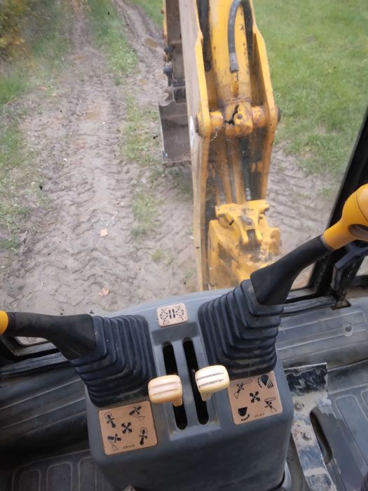 Koparko-ładowarka JCB 4CX