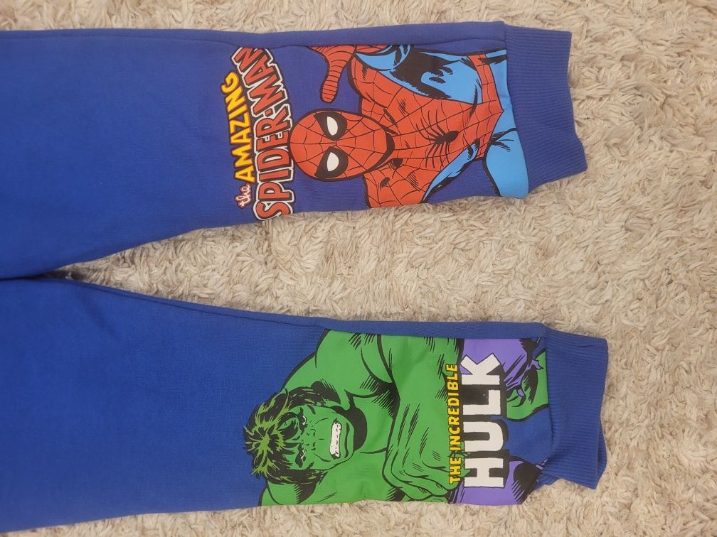 Dres Spider-Man Hulk 5-6 lat 110-116 cm nowy