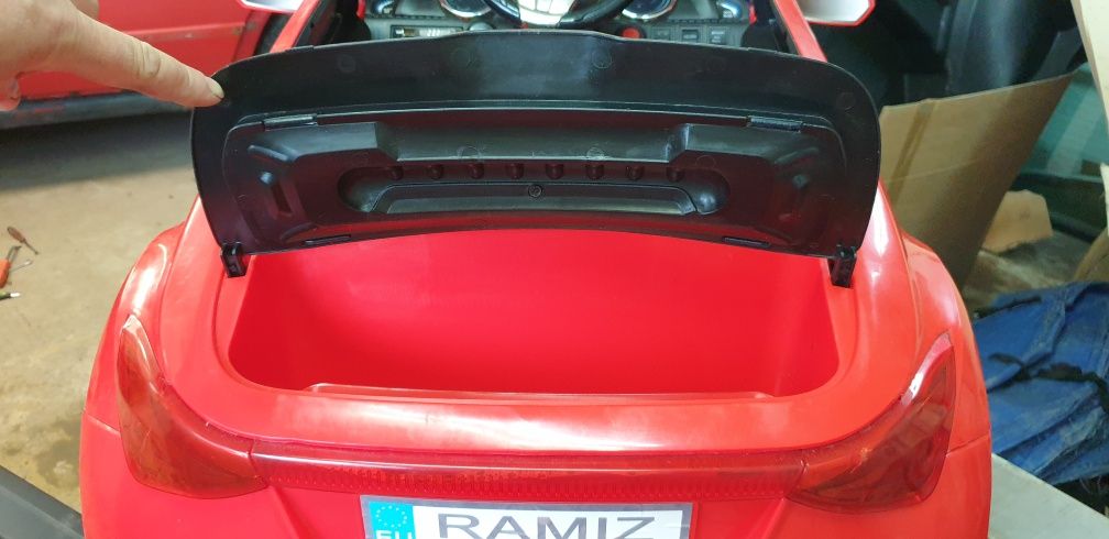 Samochodzik Elektryczny Mercedes CLK dla dzieci