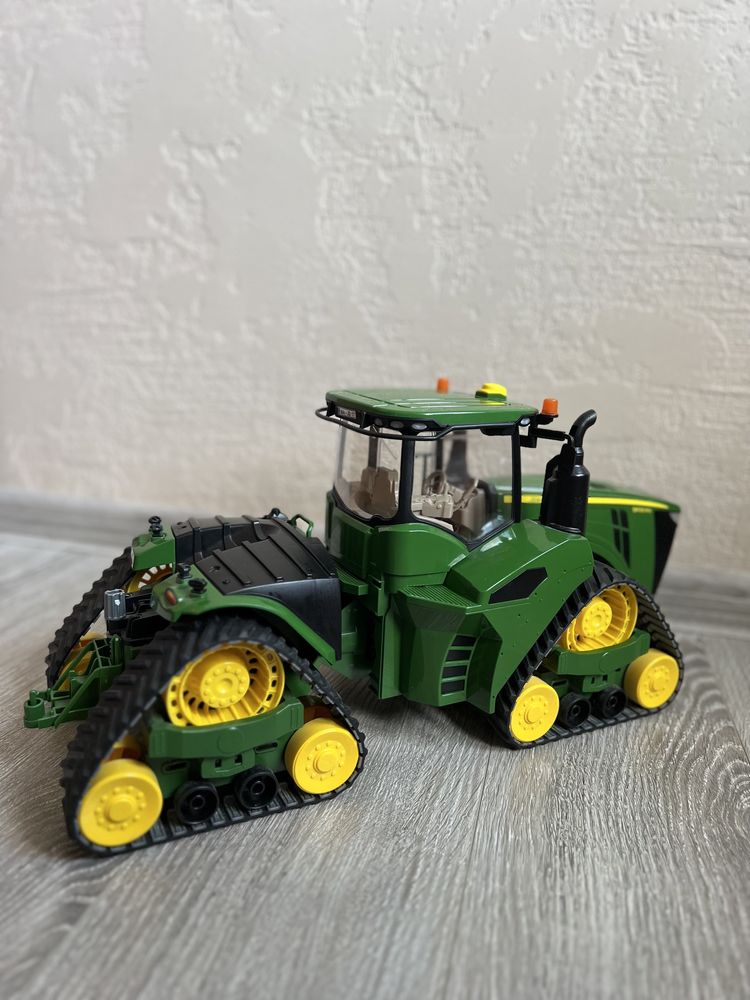 Bruder трактор John Deere 9620RX