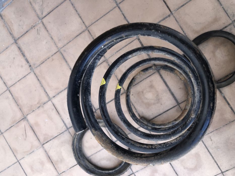 Пружина амортизатора передня BMW E36 316i оригінал