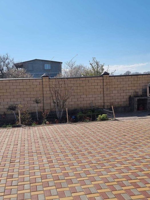 Срочно! Продам дом в Светлом 209 кв.м. 6 соток