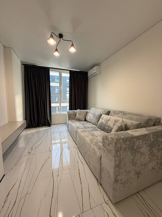 Компактна 2кім квартира в закритому популярному ЖК Комфорт Парк