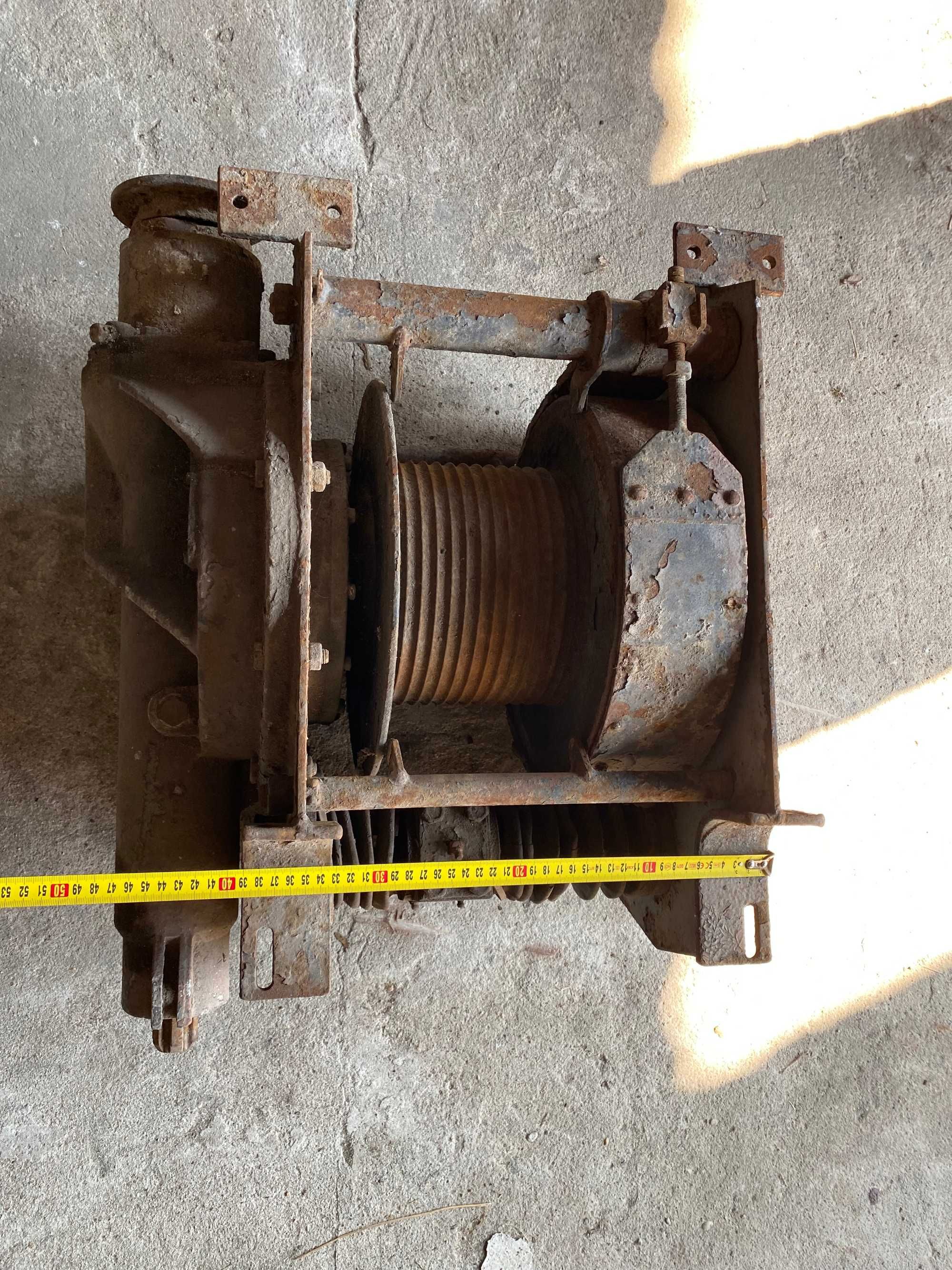 Wciągarka mechaniczna OFF ROAD Robur 4x4 Zmota