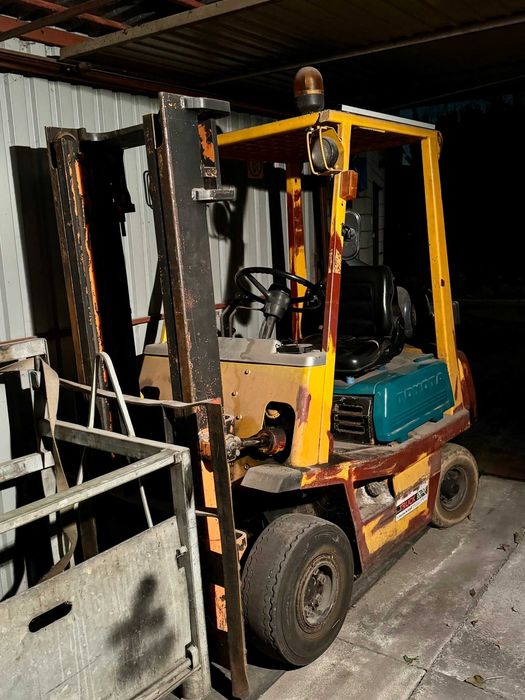 Wózek widłowy TOYOTA 4FGF15 LPG mało używany, FAKTURA VAT