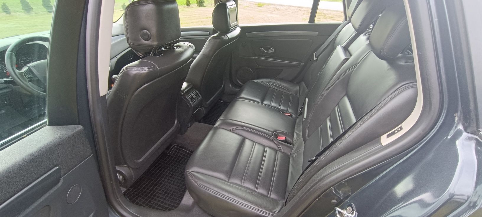 Zadbana Renault Laguna 3-2.0 Benz.Rok 2010/11-Bez wkładu finansowego.