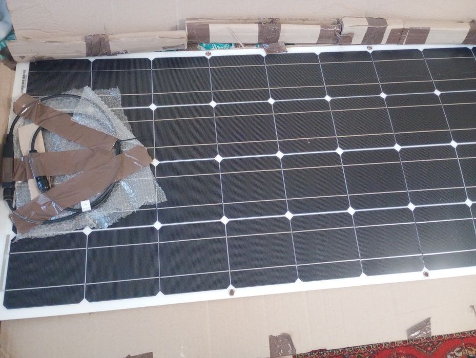 Продам гнучку сонячну панель, 100 W