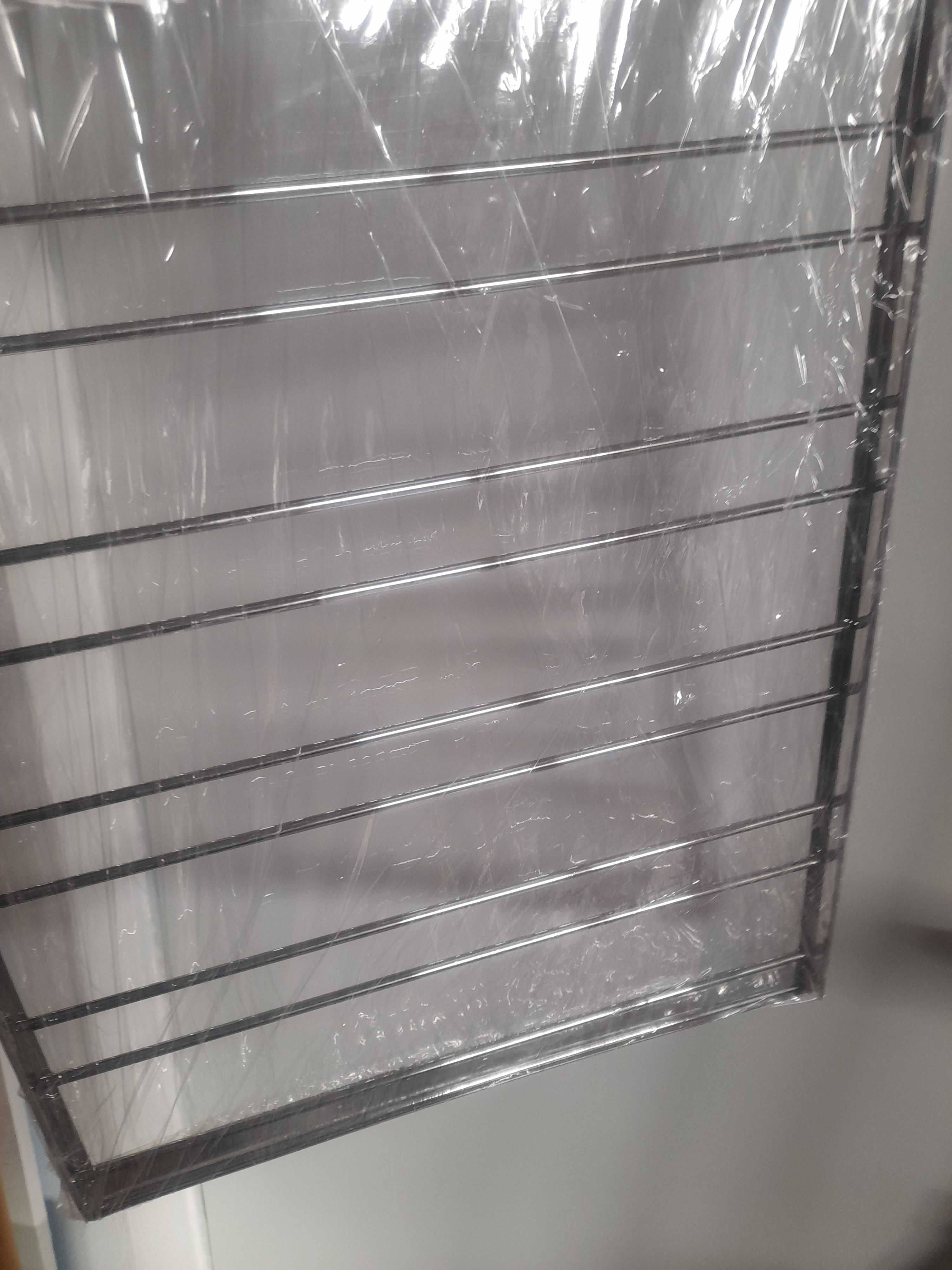 Garrafeira para moveis Besta Ikea