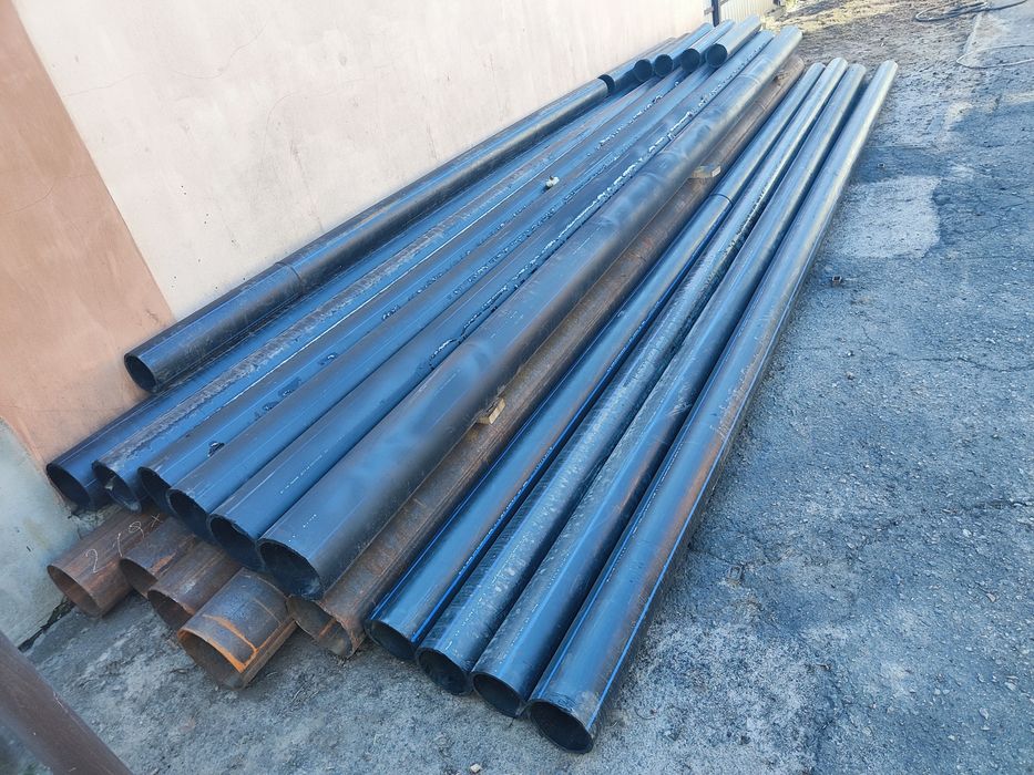 Труби 200 мм і 100 метал і пласмас