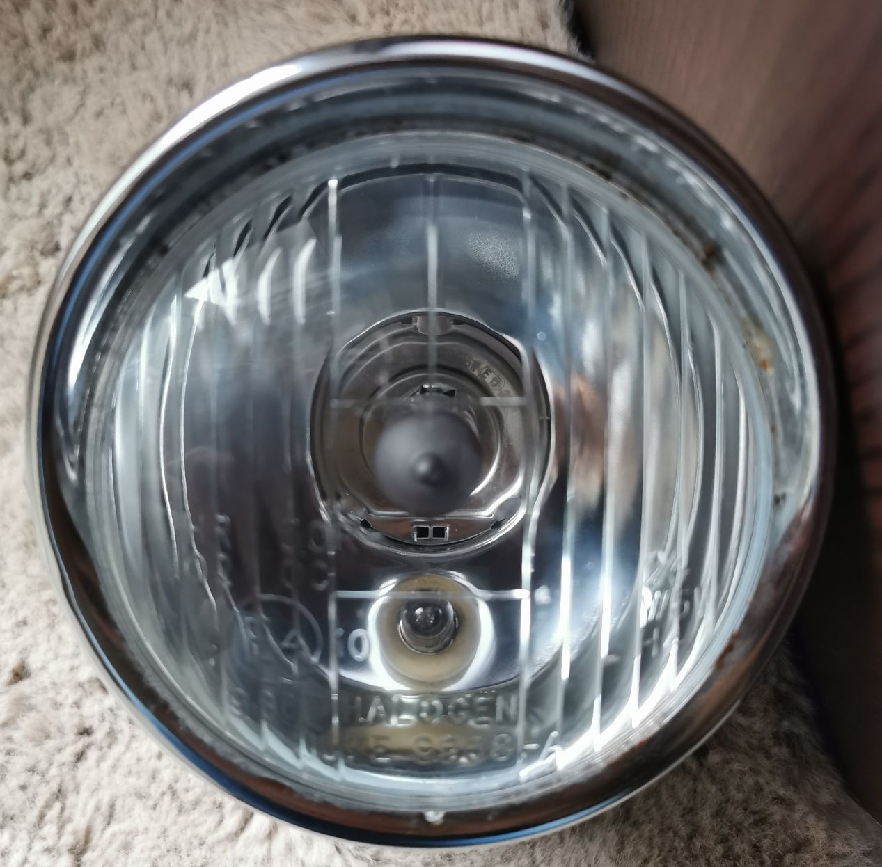 Lampa halogenowa do motocykla