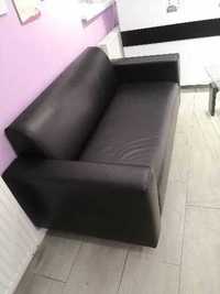 Czarna sofa w idealnym stanie