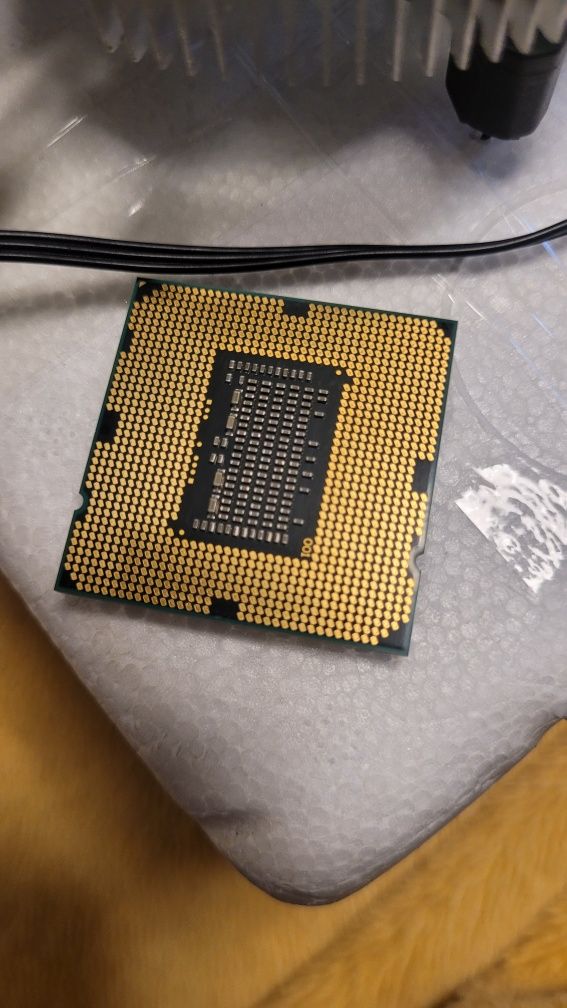 Процессор intel i5 750  1156сокет, кулер  процессора.