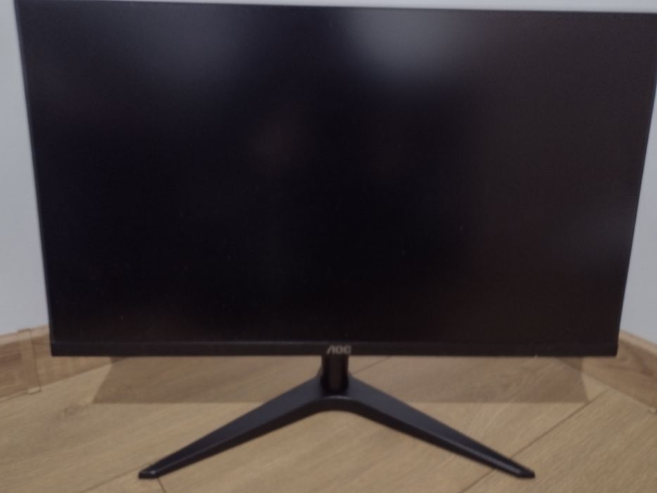 Komputer Gamingowy z Monitorem