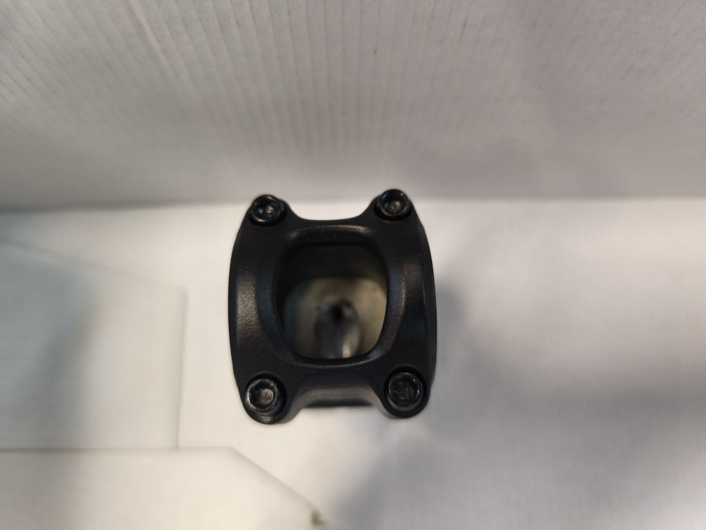 Mostek ahead rowerowy 40mm kierownicy 31.8mm Wspornik