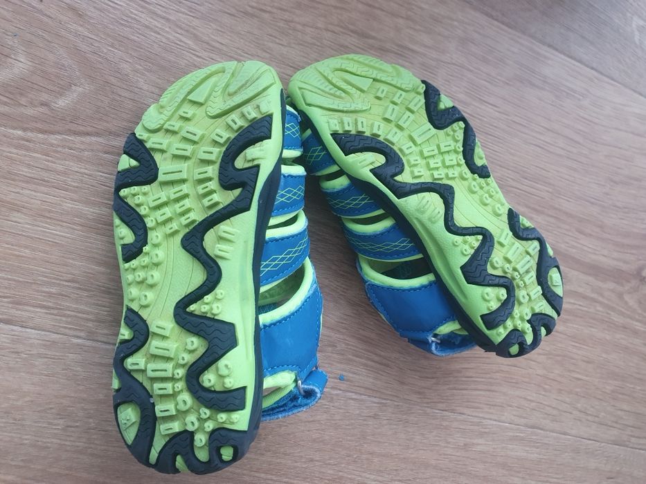 Buciki sandałki dziecięce r. 26