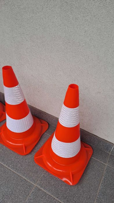 Pachołek drogowy