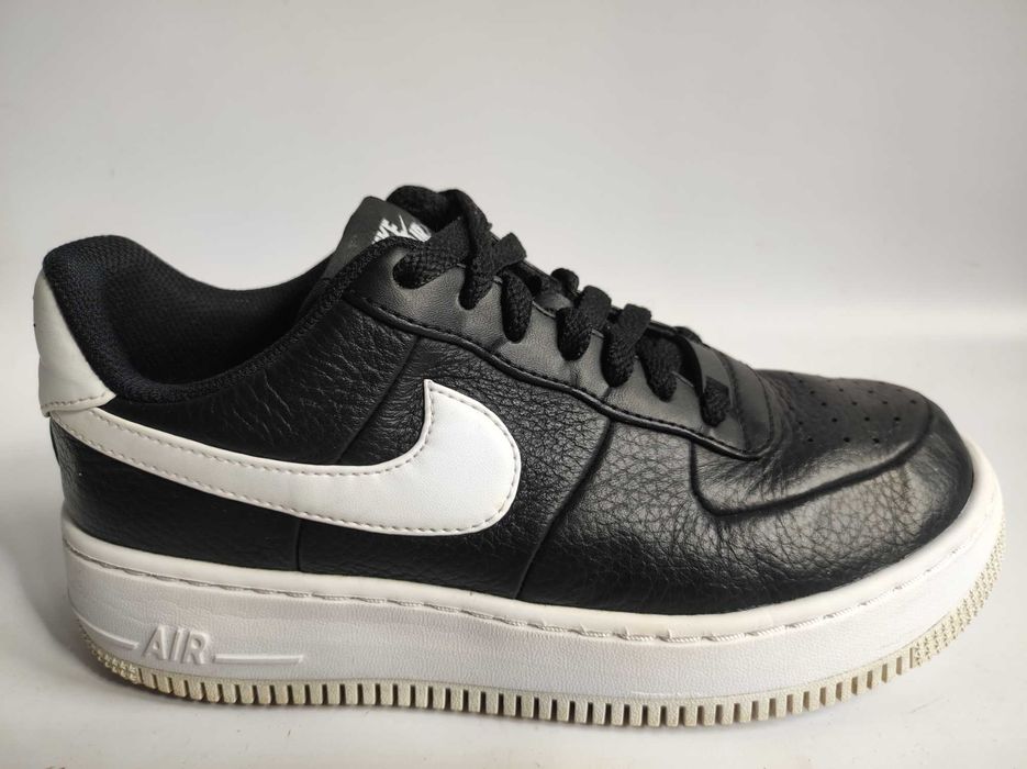 -  Nike Air Force 1 - Sneakersy na platformie r. 39