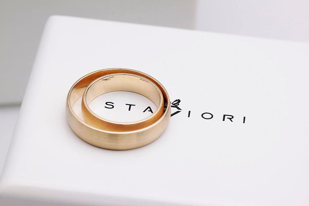 złota obrączka staviori