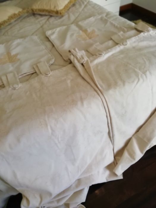 Edredão Almofadas Cortinados Chenille
