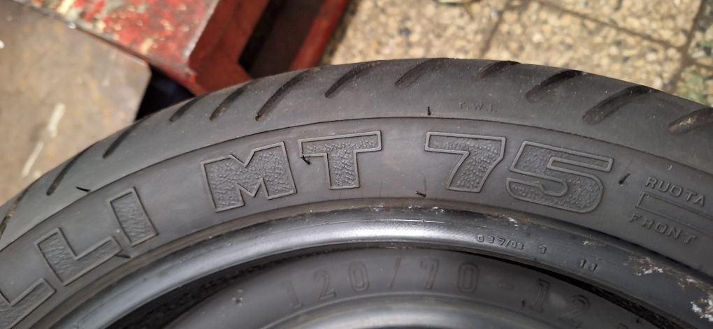 100/80r16 Pirelli Mt 75  17r