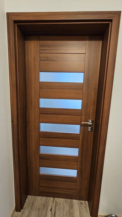 Drzwi wewnętrzne z przeszkleniami