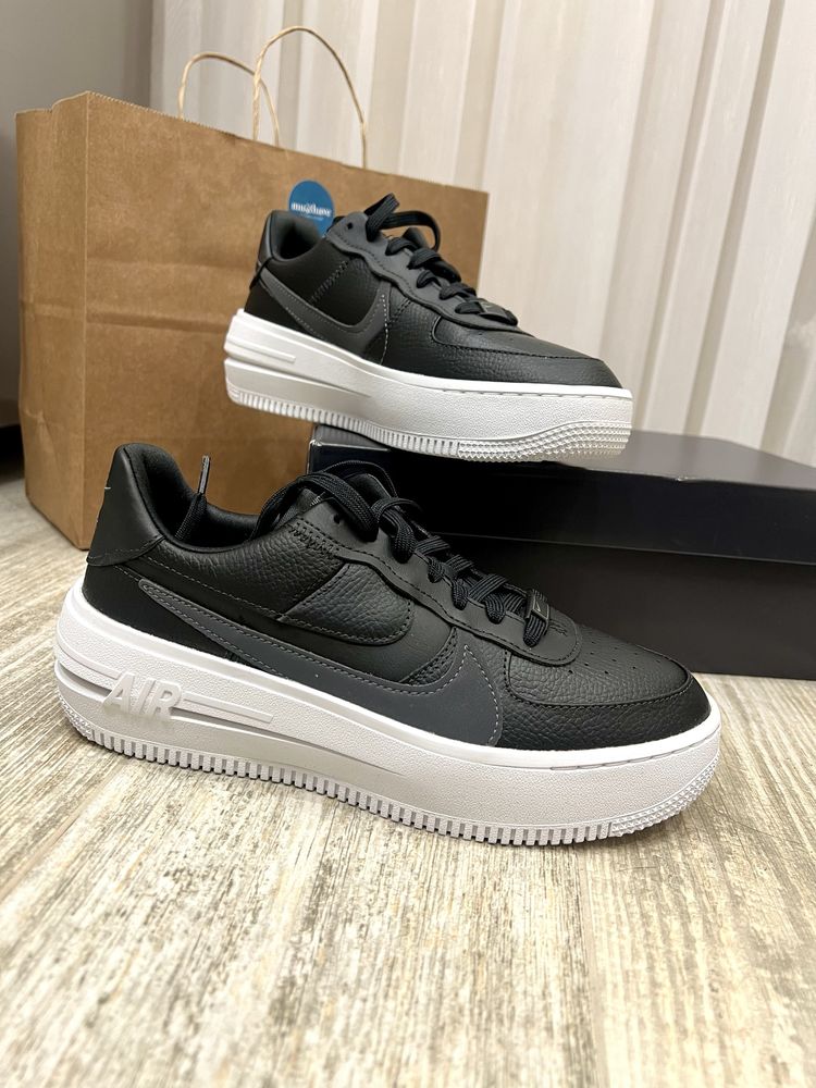 Кросівки nike  air force w af1 plt.af.orm