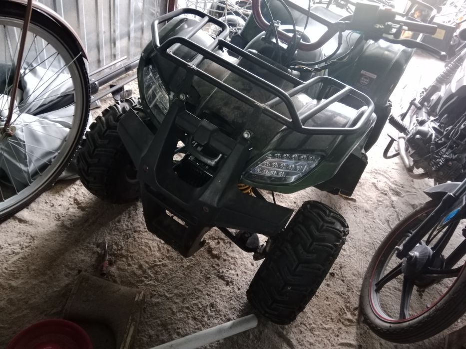 Quad 110 LED lampy