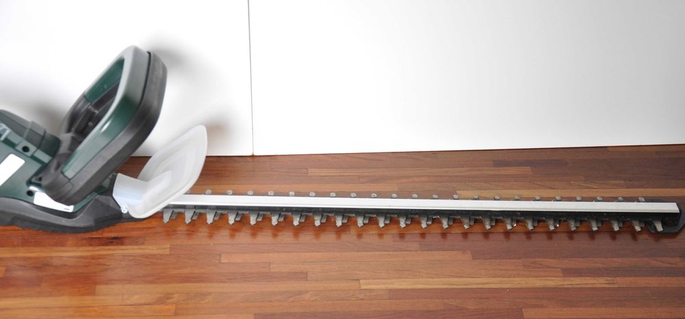 Nożyce akumulatorowe 18V do żywopłotu 55 cm