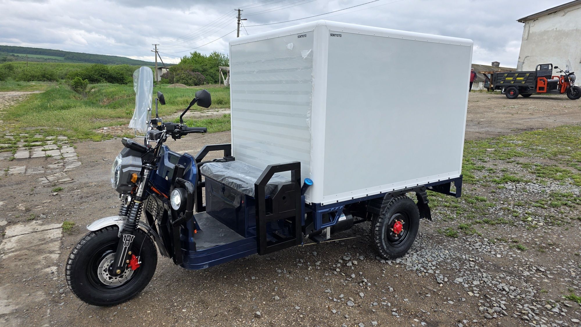 SokMoto CARGO Гібридний трицикл