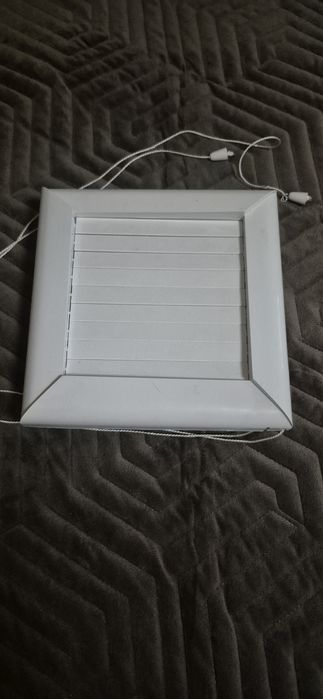 Вентиляційна решітка