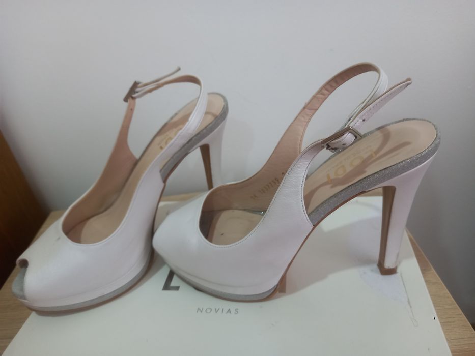 Sapatos noiva brancos