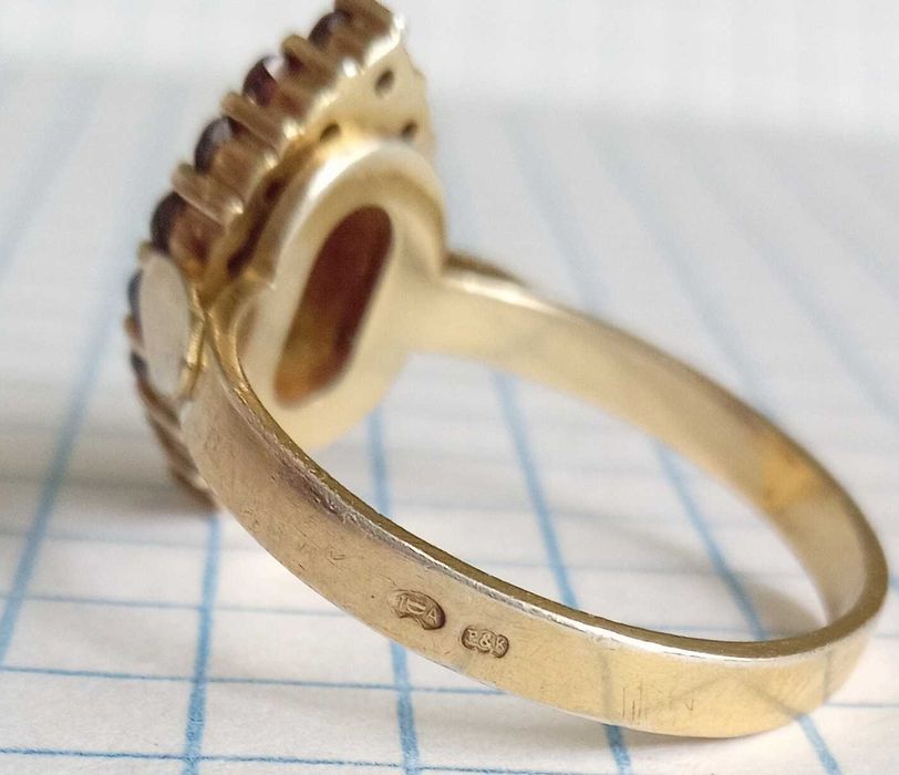 Вінтажне Срібне кольцо перстень Позолота. Натуральний гранат. Вінтаж