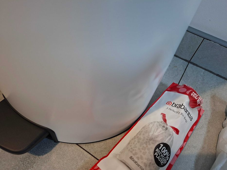 Kosz na śmieci BRABANTIA  20L Biały