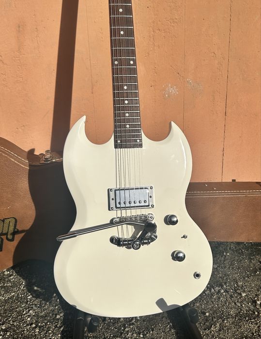 Gibson sg 1997 refin e light aged