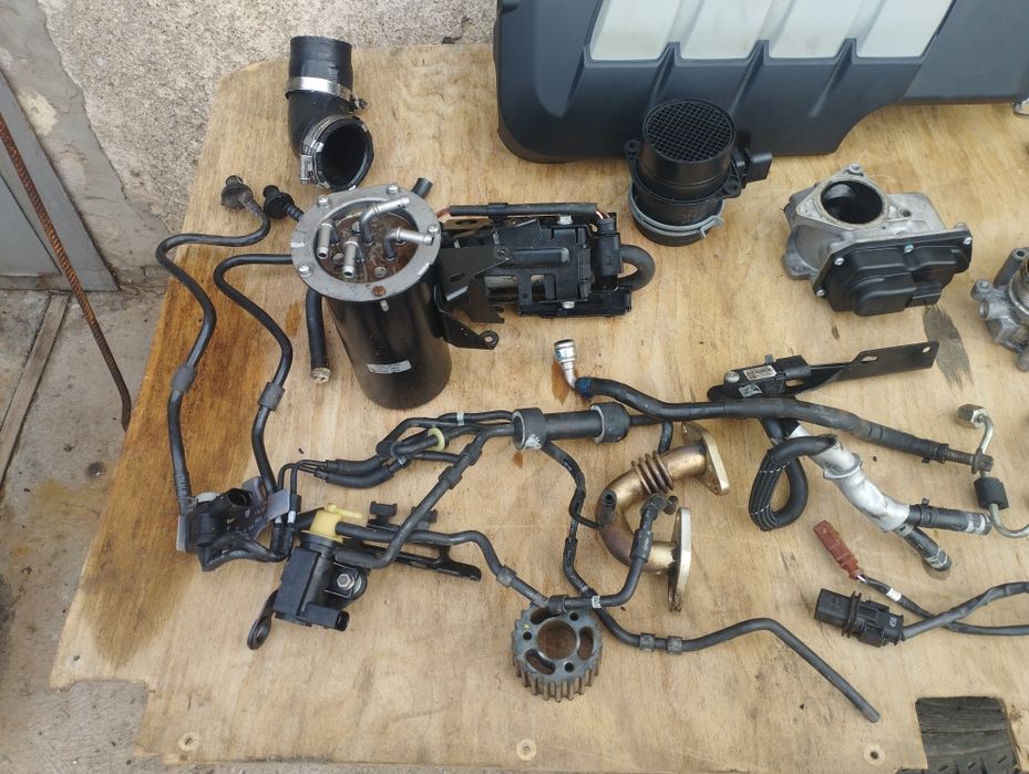 Декоративная крышка двигателя Passat CC B 6