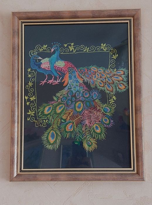 Ручна вишивка : бісером, художньою гладью,  тамбурним швом