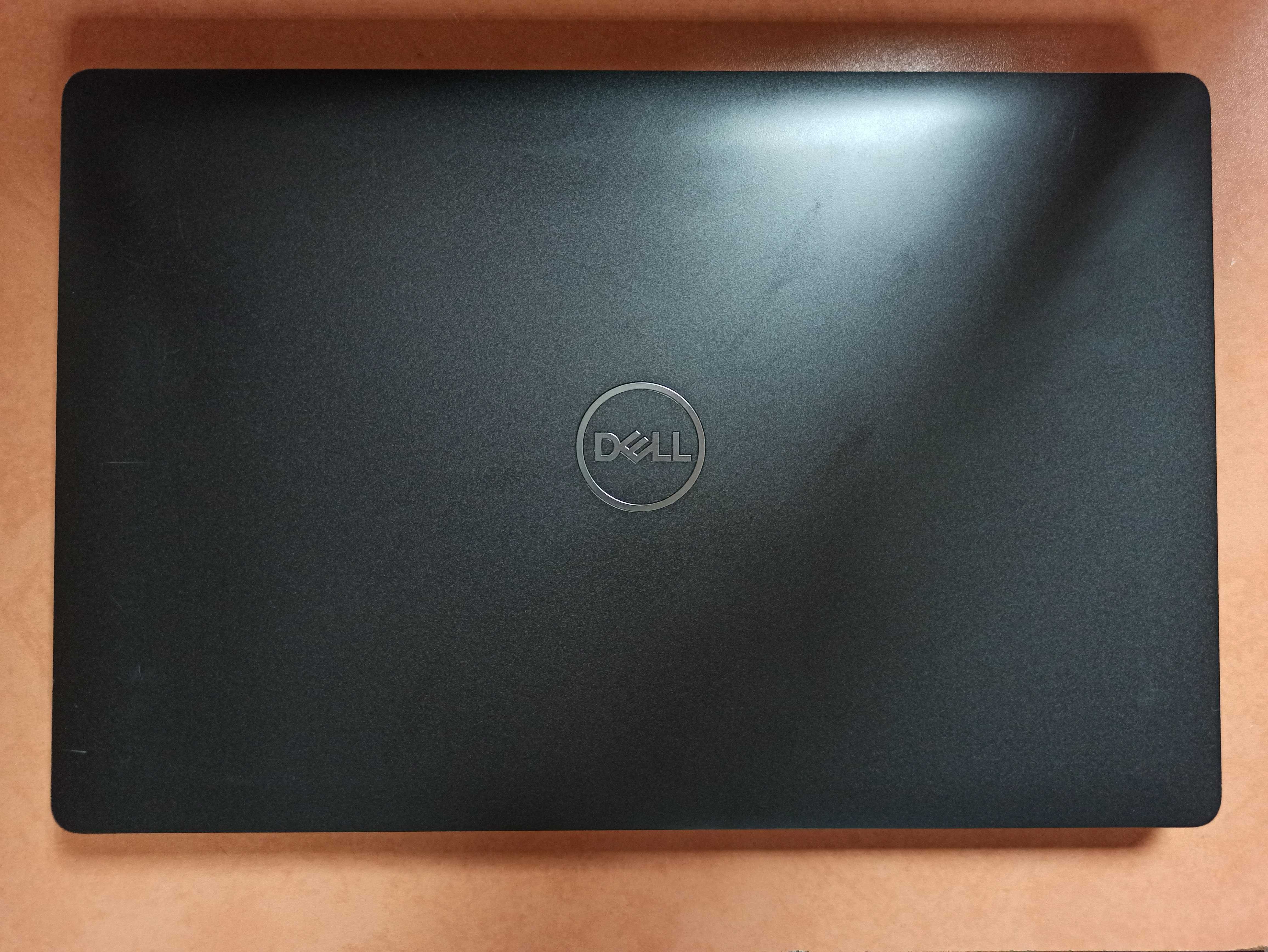 Ноутбук Dell 5500 (15.6/i5-8365U/8Gb/IntelUHD/256Gb/240min)