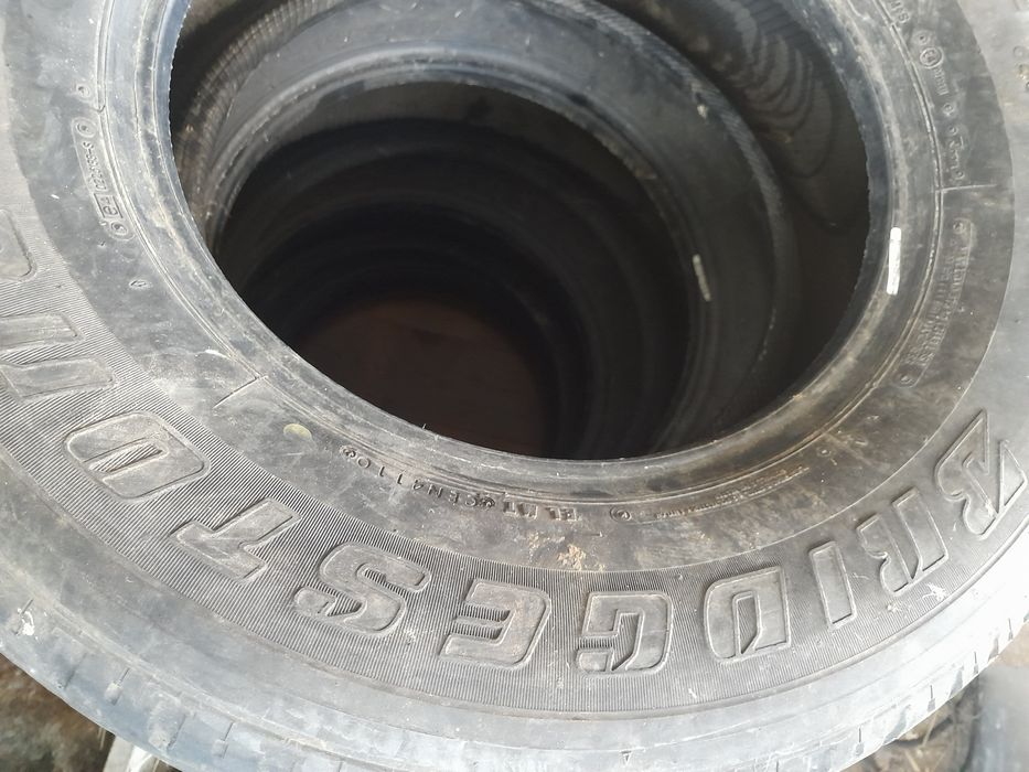 Pneus     245 /70/16
