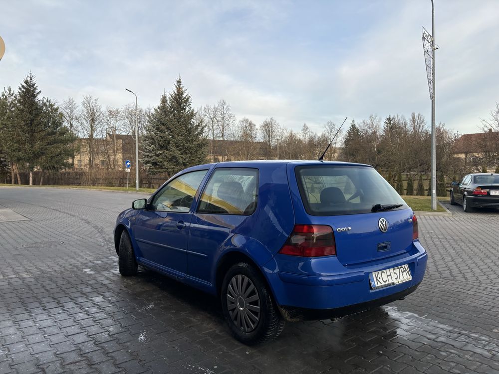Volkswagen Golf 1.9TDI 90KM