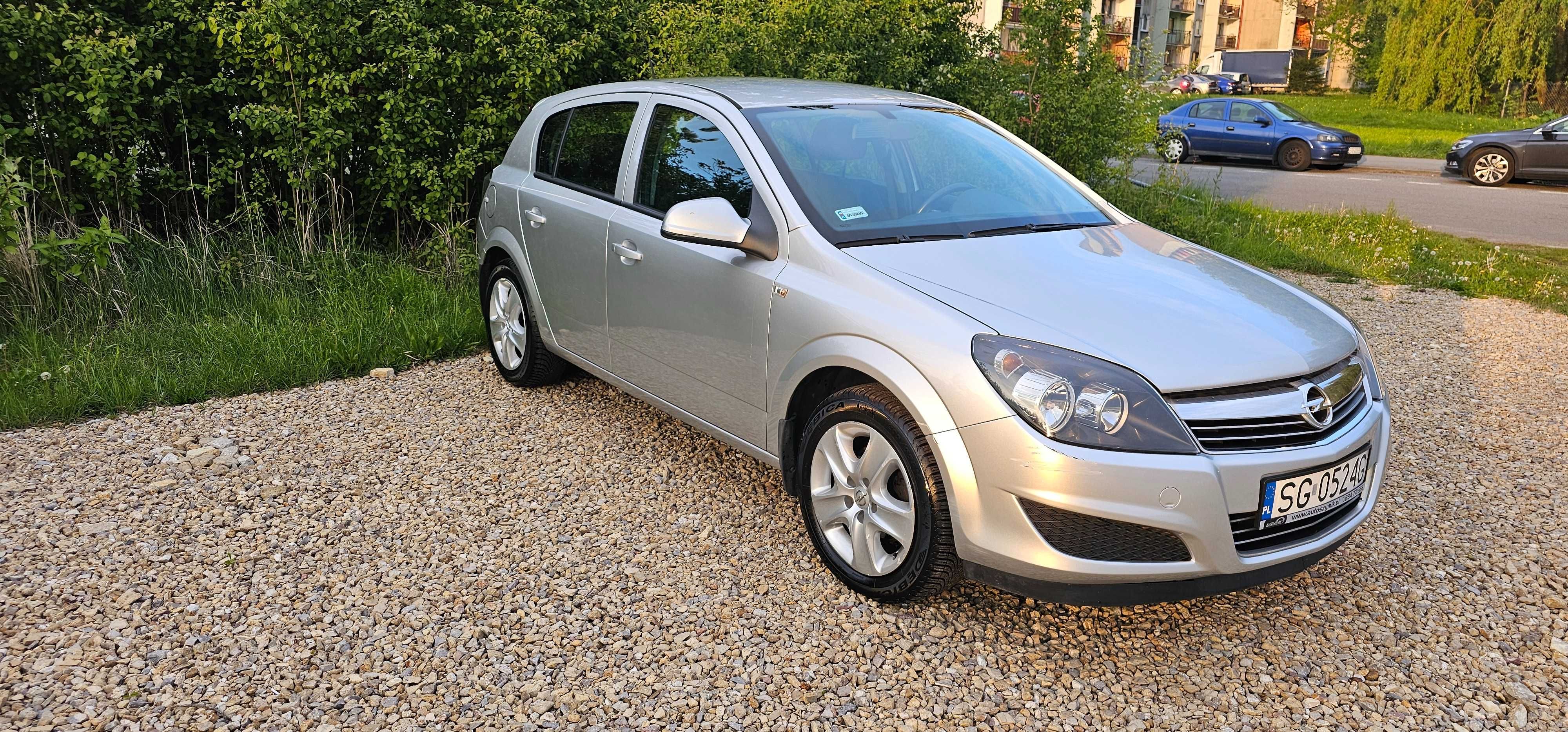 Opel Astra H 1.3 CDTI 90KM 6-biegów 2010r Polski Salon