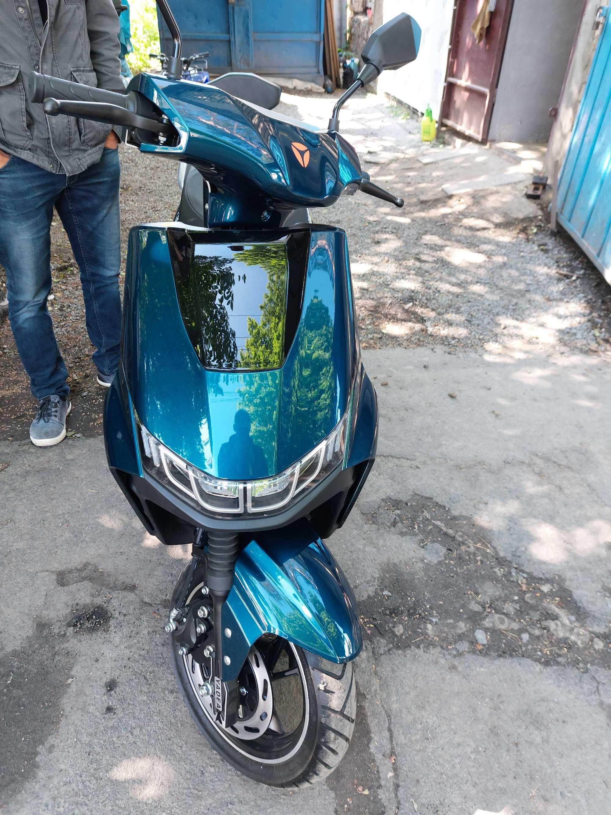 Електро скутер новинка 2023 YADEA T9