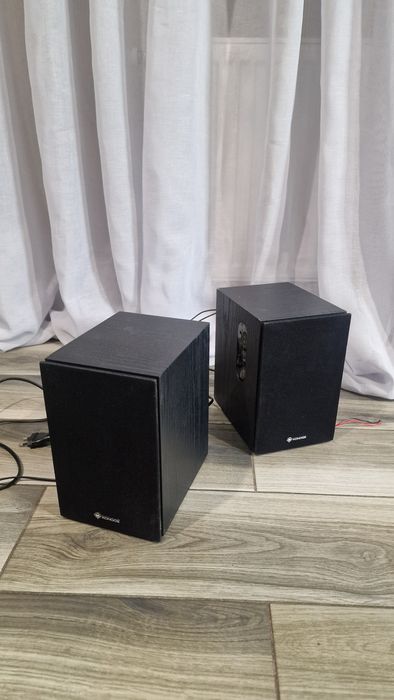 Продам колонки KONoOS KNS-D400
