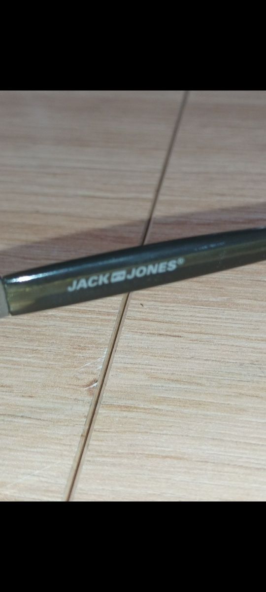 Okulary przeciwsłoneczne marki  Jack Jones