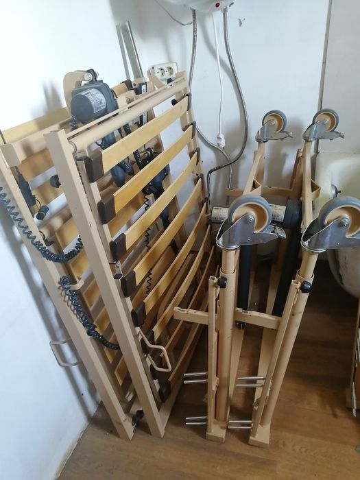 Ліжко медичне для інвалідів