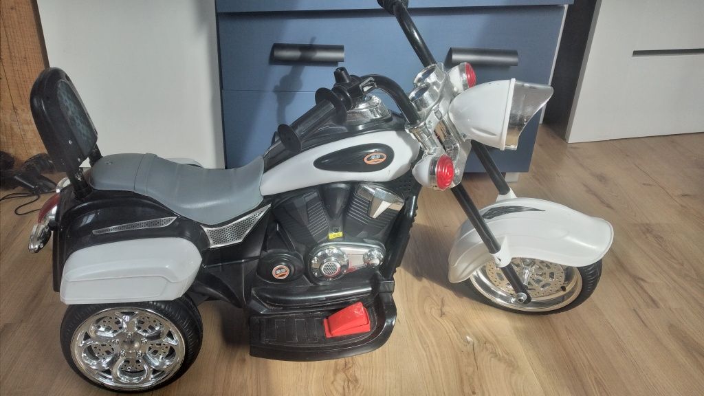 Motor elwktryczny dla dziecka