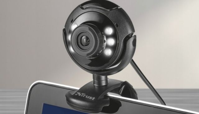 Kamera internetowaTust spotlight pro z mikrofonem