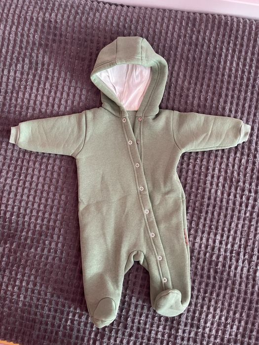 Теплі комбінезони в ідеальному стані