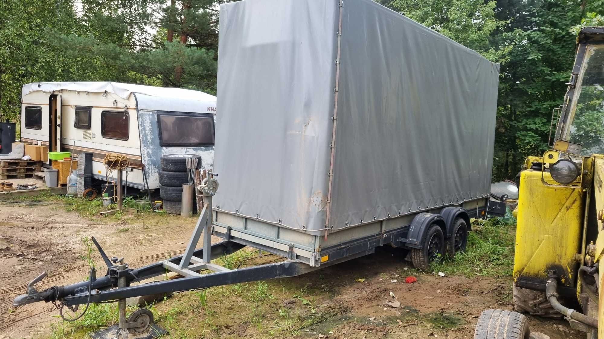 Przyczepa lekka 2 osie hamowane z plandeką DMC750